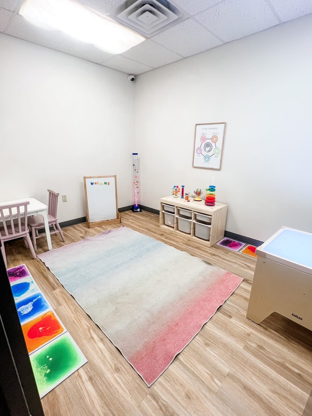 Sensory floor tiles and soft rug in the sensory room at Latitude's Bridgeton ABA center